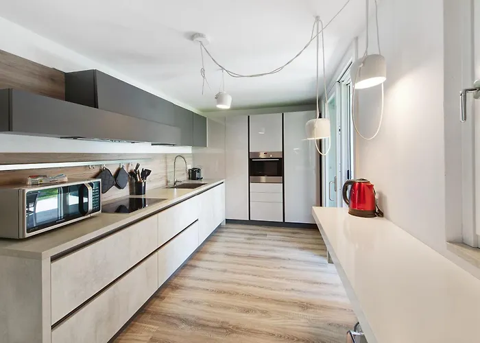 Con Vista Mozzafiato Sul Vila Bardolino