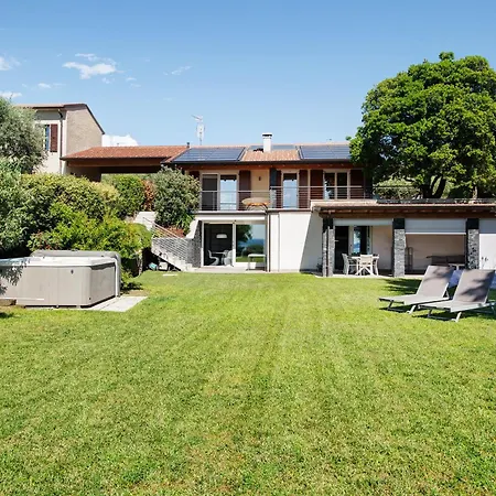 Con Vista Mozzafiato Sul Villa Bardolino